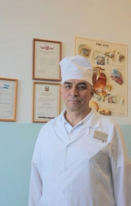 Выбрал путь служения людям и их здоровью