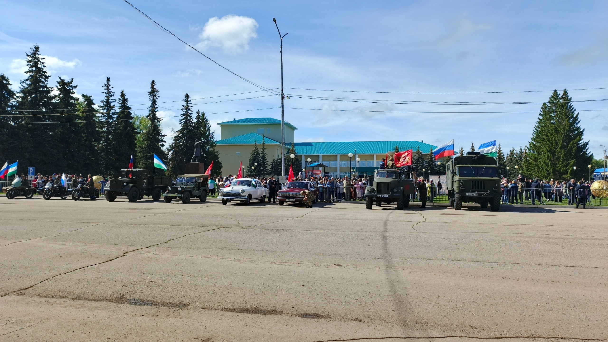 Парад фронтовой ретротехники прошел в Буздяке