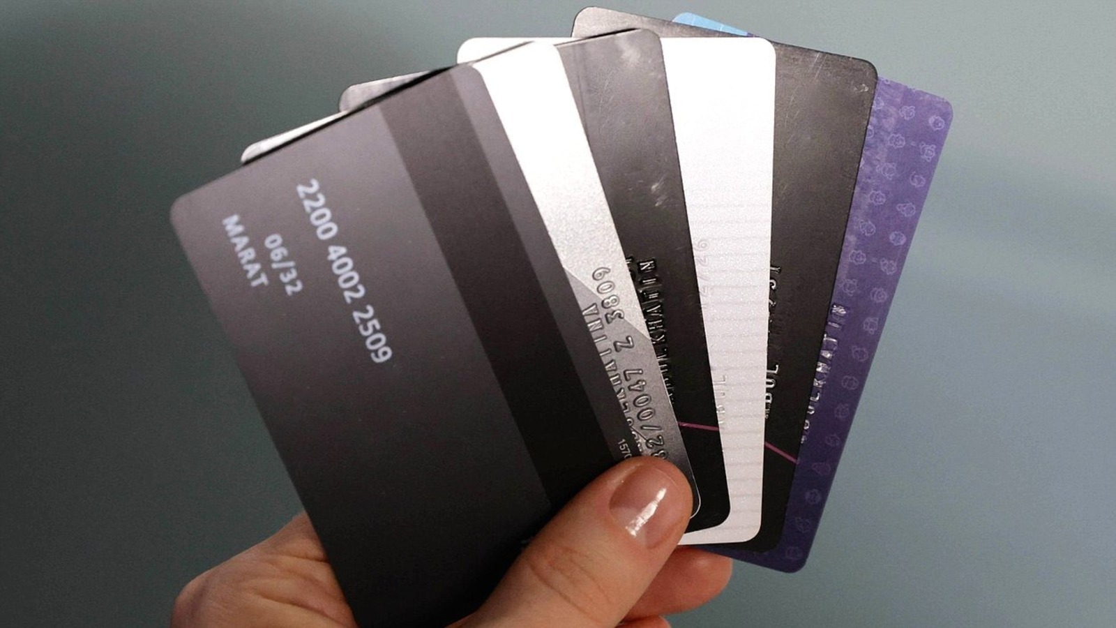 В России вступили в силу новые правила покупки товаров в рассрочку