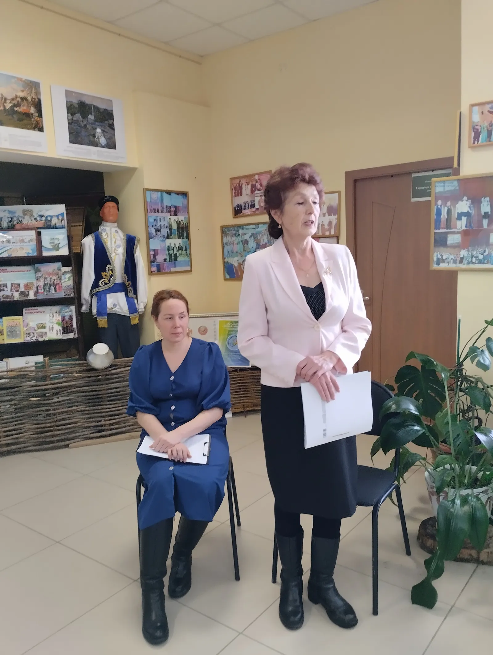 В татарском историко-культурном центре прошла встреча с местными поэтессами