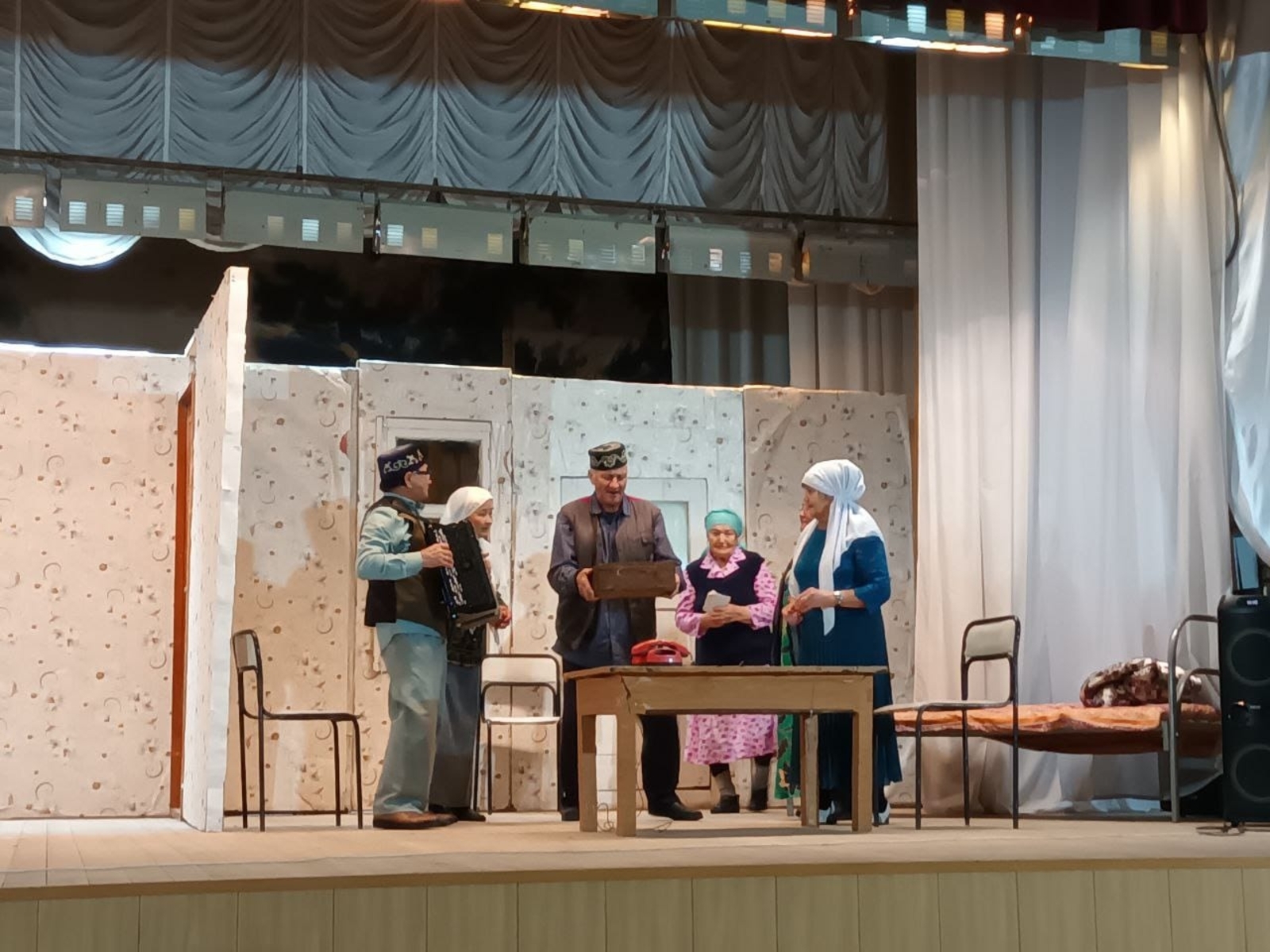 Театральная самодеятельность удивляет талантами