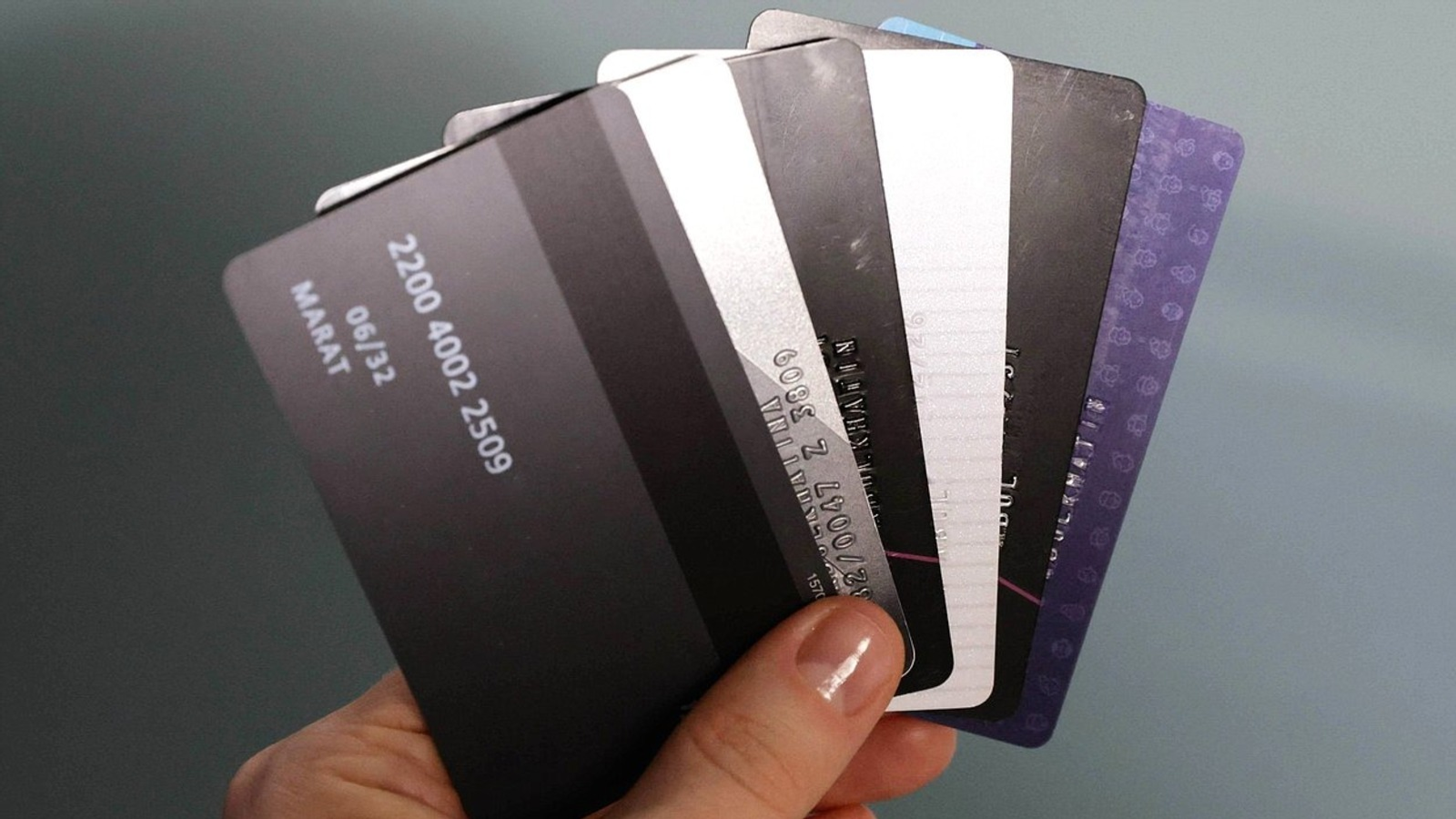 Россиян будут информировать об их кредитах через Госуслуги