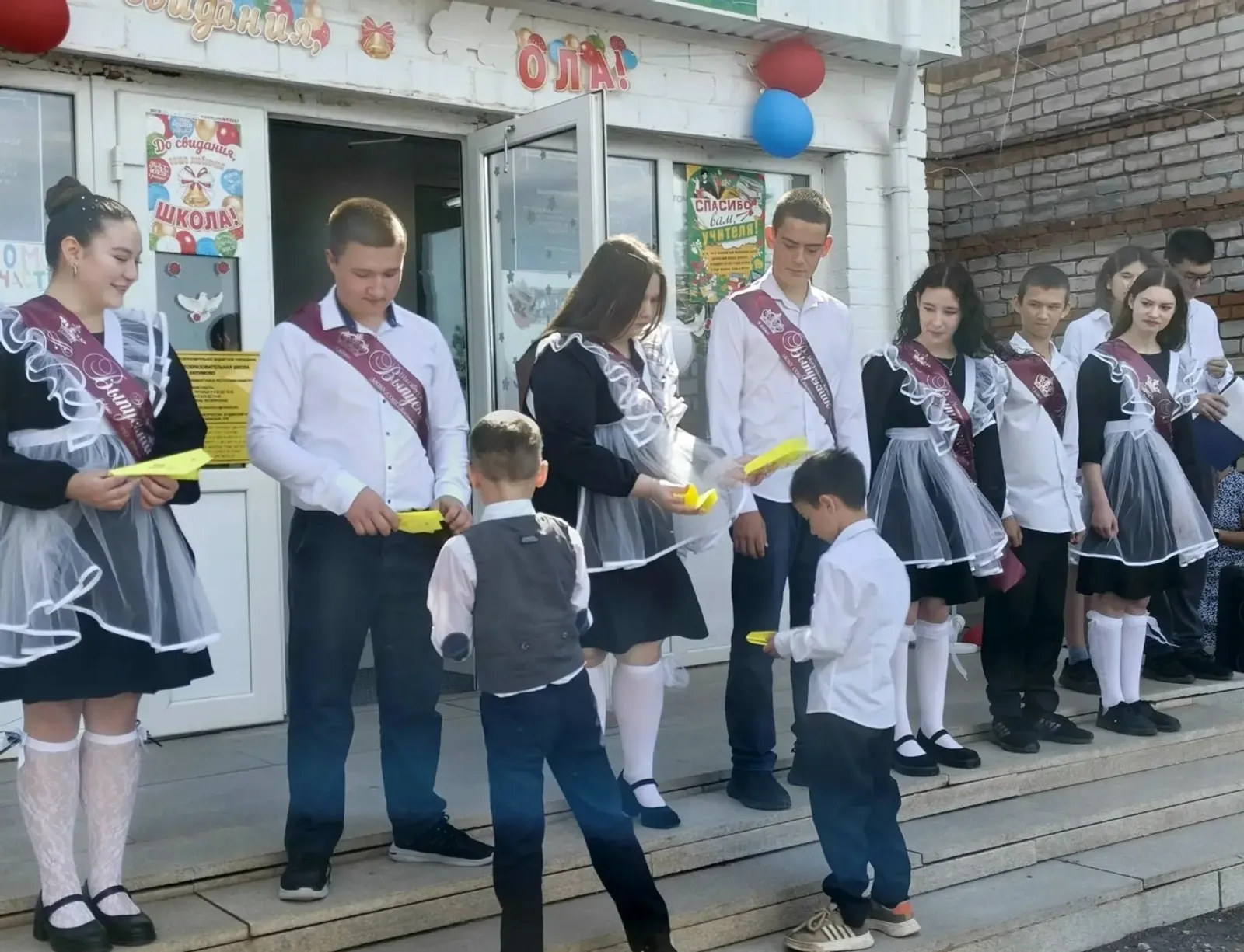 Для выпускников Килимовской школы прозвенел последний звонок