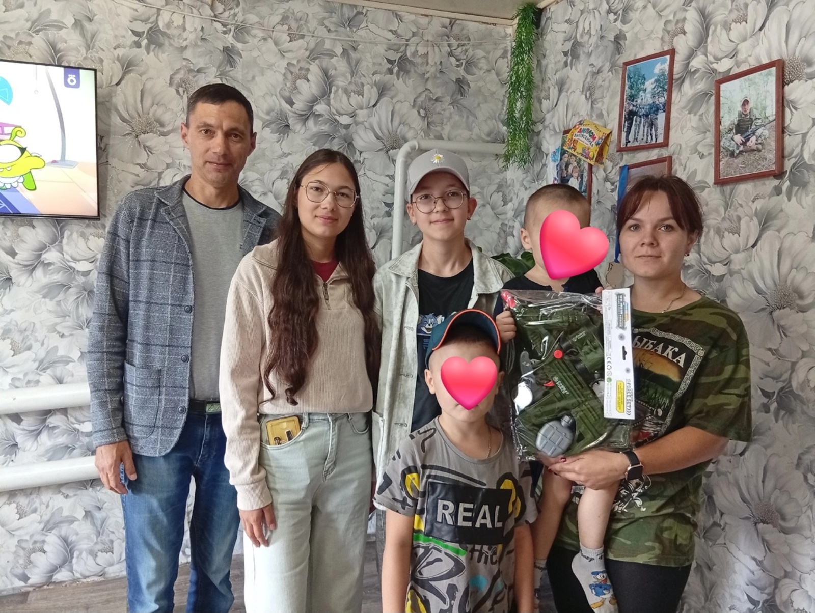 Волонтеры школьного штаба села Каран всегда поддерживают семьи бойцов СВО