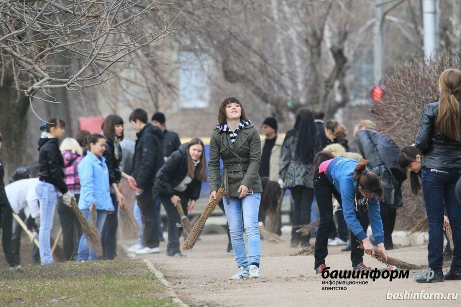 Радий Хабиров дал главам муниципалитетов неделю на очистку территорий