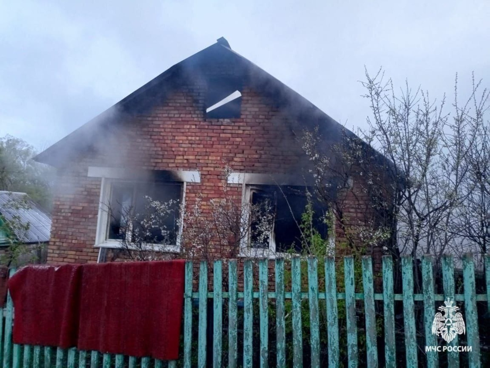 В Башкирии в сгоревшем доме нашли тела пожилой женщины и ее сына