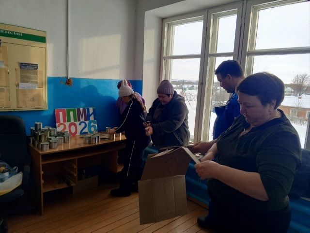 Своих не бросаем