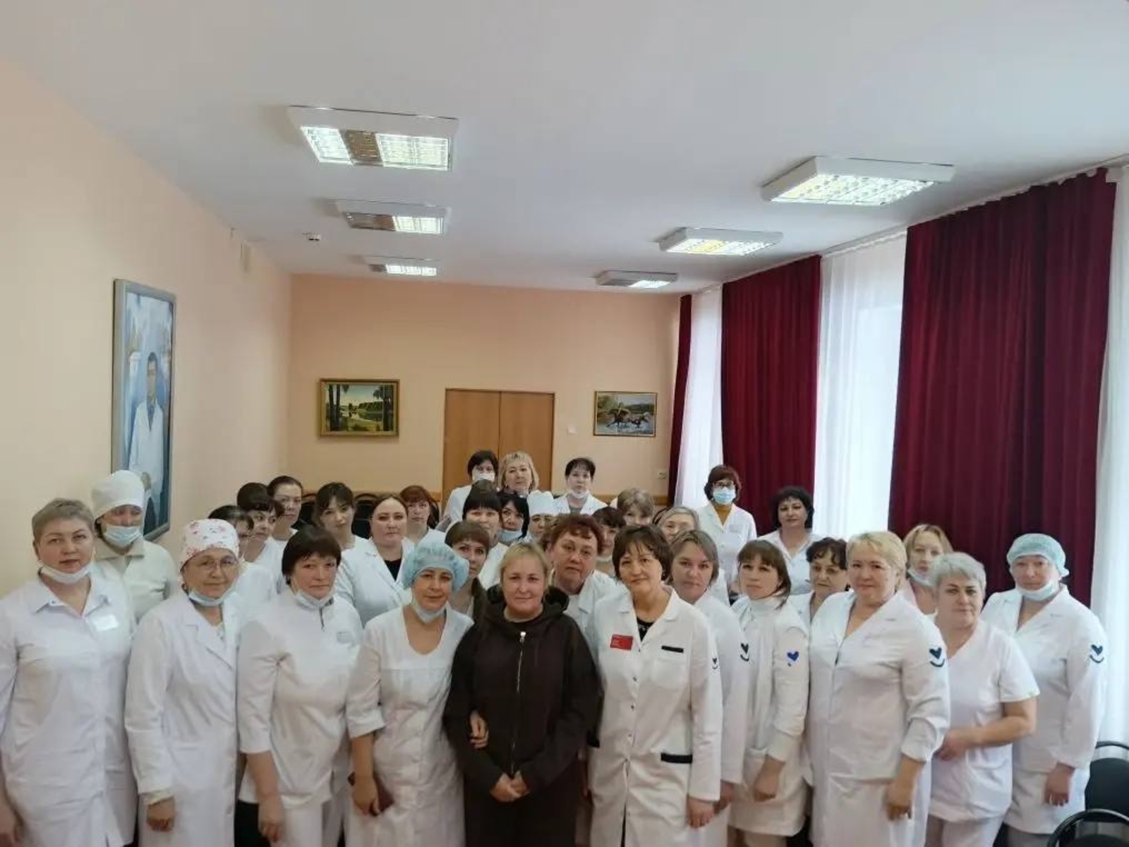 Сотрудники Буздякской ЦРБ встретились с коллегой с зоны проведения СВО