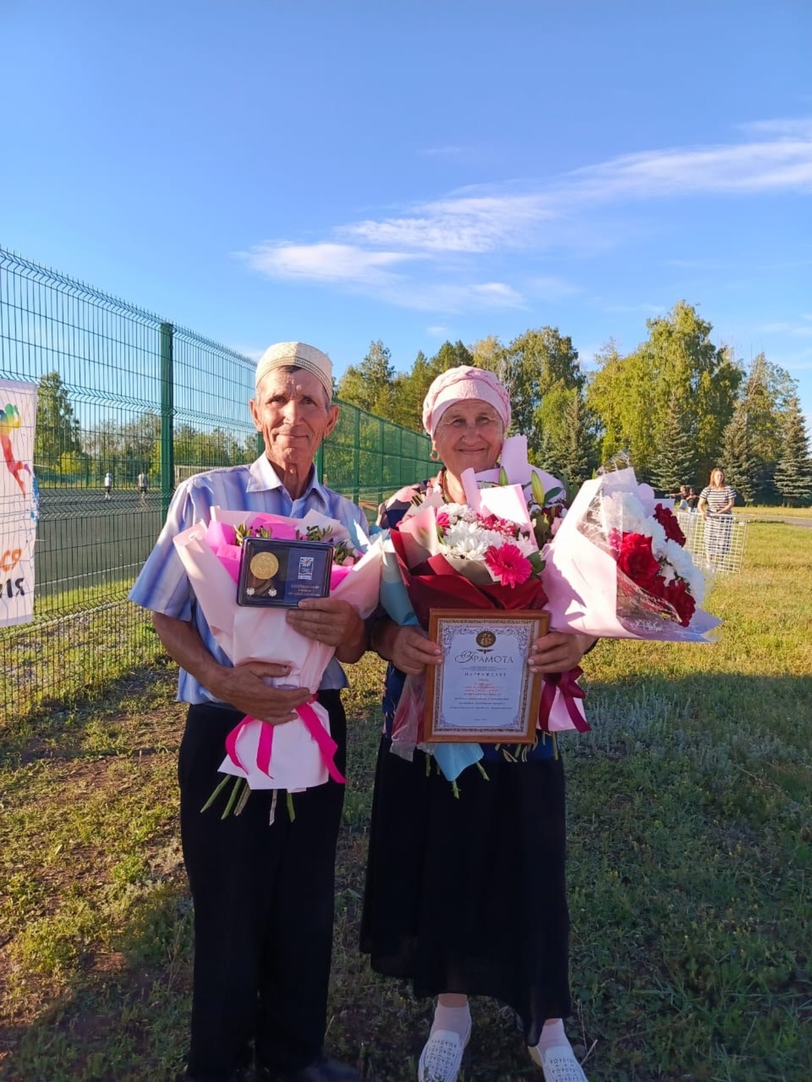 Достойный пример трудолюбия и прекрасного семьянина
