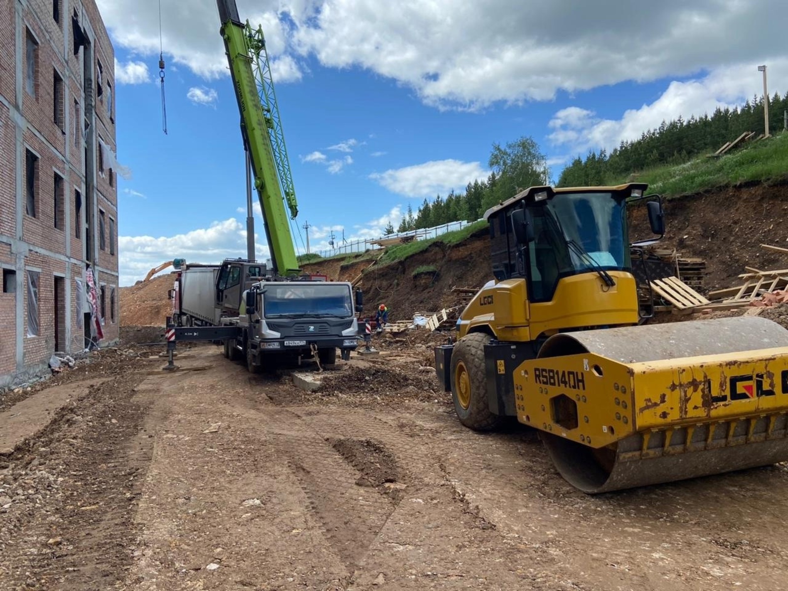 В Башкирии в рамках нацпроекта строят шесть поликлиник