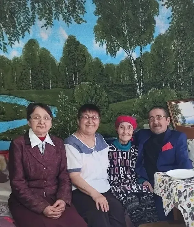 «Живите с миром и добром», –
