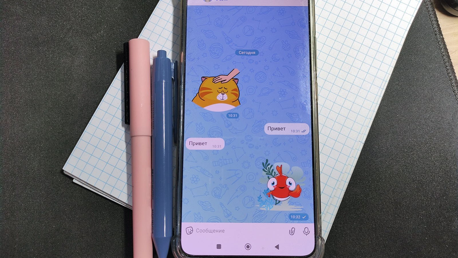 Mах будут предустанавливать на устройствах перед продажей в России