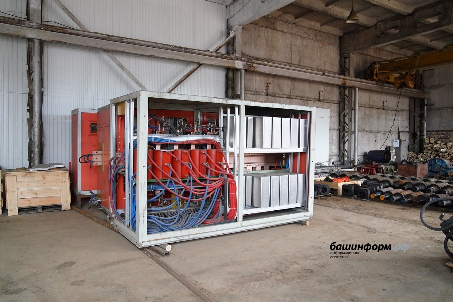 Главе Башкортостана показали работу металлопрокатного завода в Буздяке