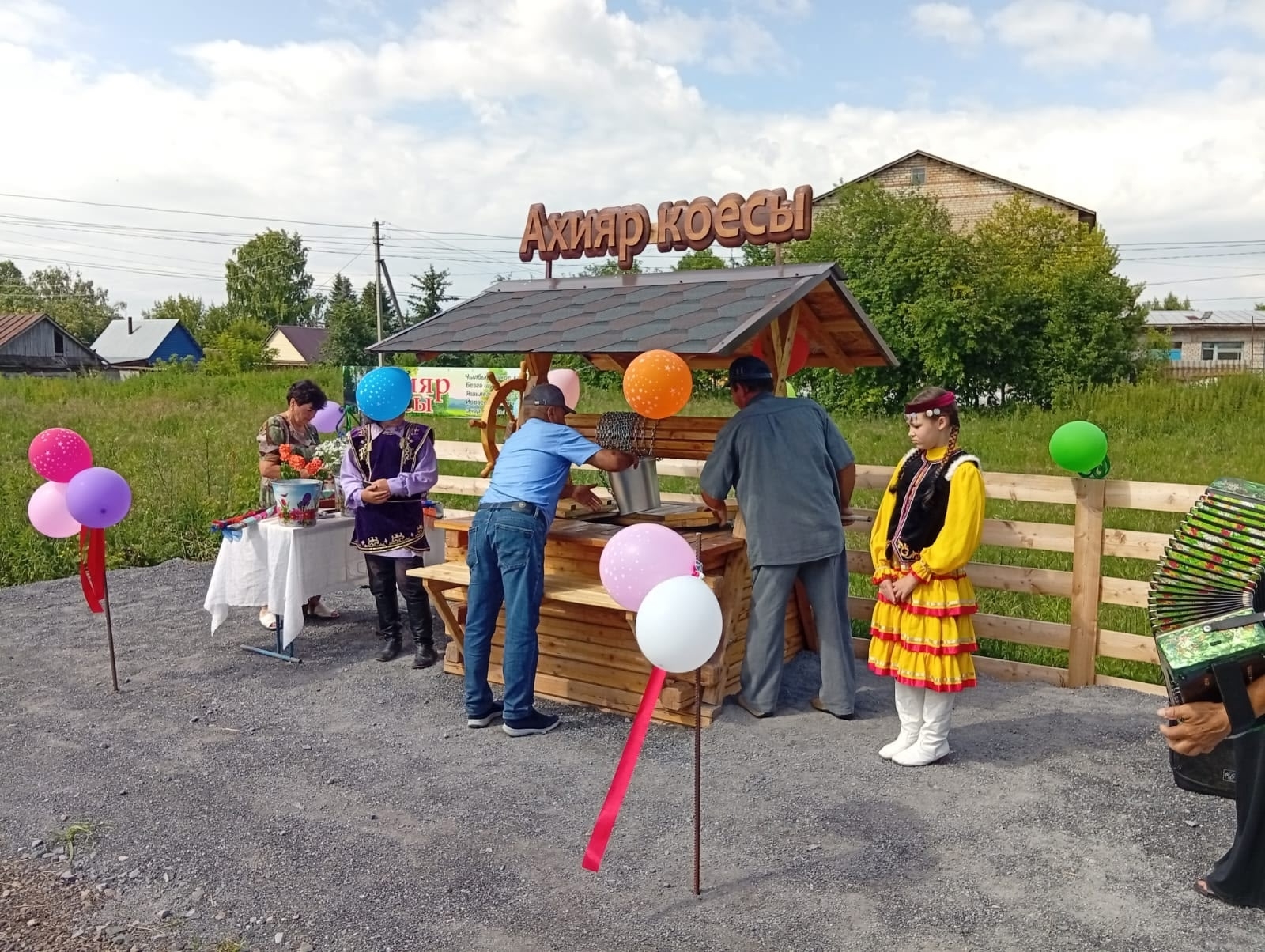 В селе Богады обновили колодец