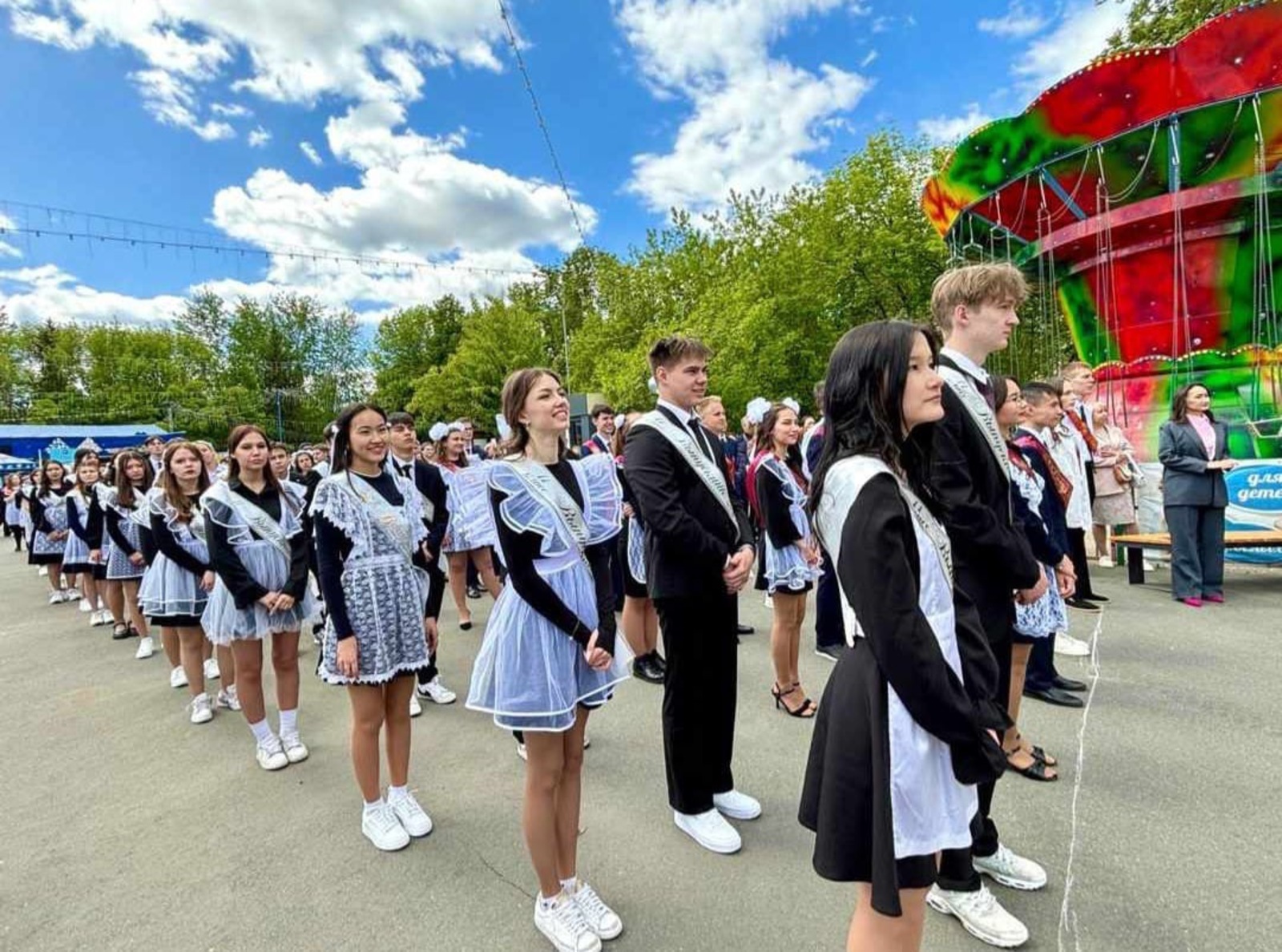 Известно, когда в Башкирии пройдет праздник последнего звонка и выпускные
