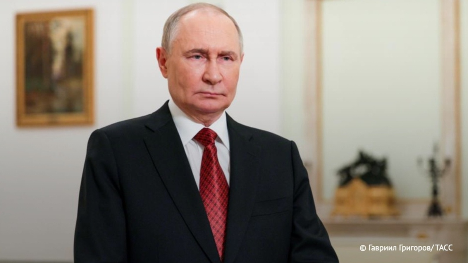 Путин поручил ввести должность советника по воспитанию во всех госшколах