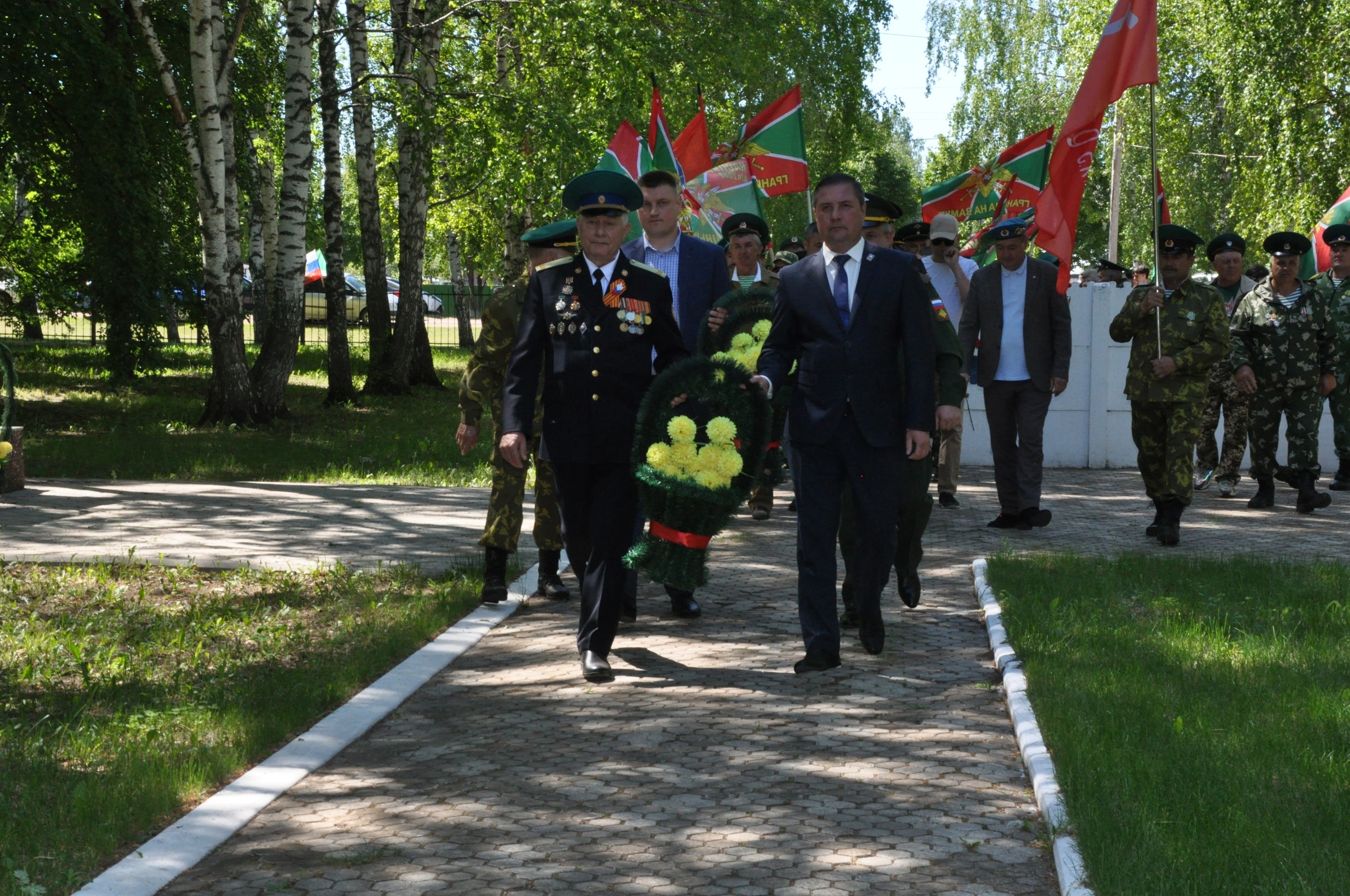 В Комсомольском парке прошло  торжественное мероприятие в честь Дня пограничника