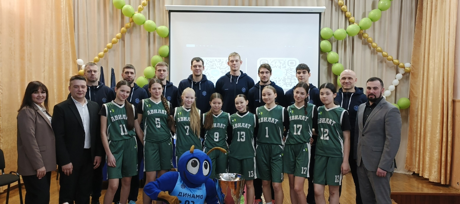 В школе №1 прошла встреча с игроками уфимского баскетбольного клуба «Динамо»