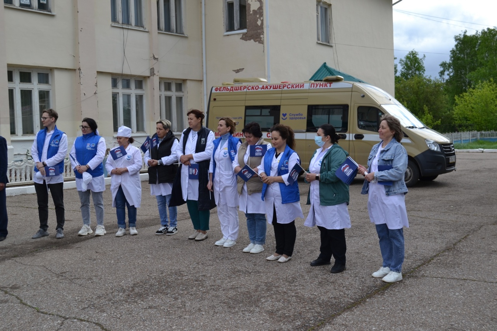 В Буздякском районе начал свою работу Автопоезд здоровья