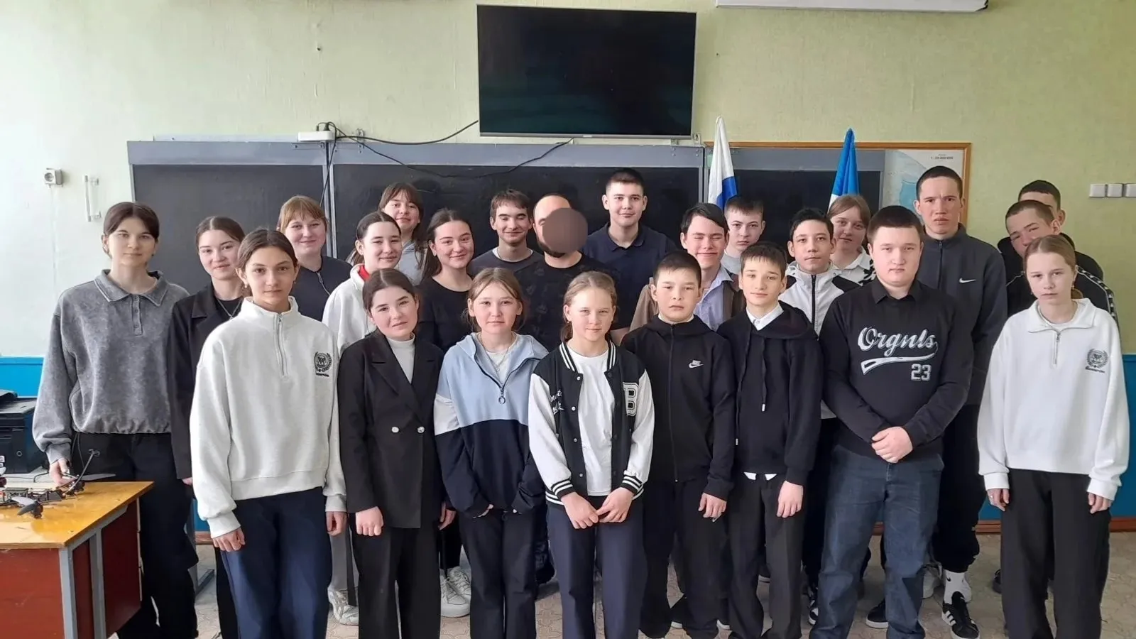 Школьники села Килимово встретились с выпускником школы, участником СВО