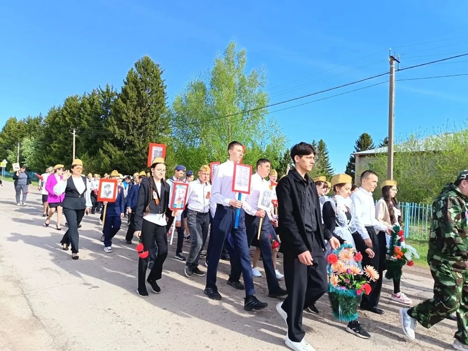 В селе Каран прошло шествие «Бессмертного полка»