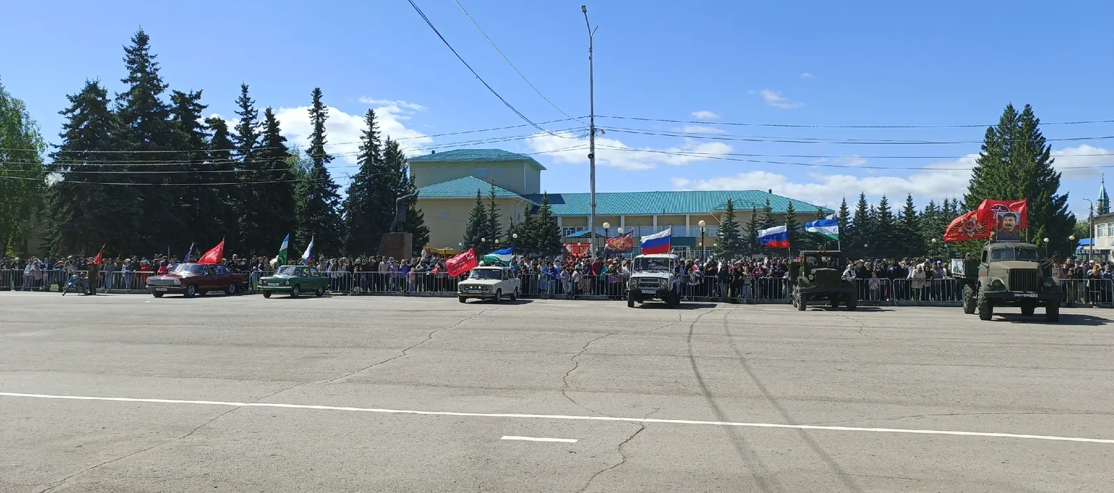 Парад  ретротехники прошел в Буздяке