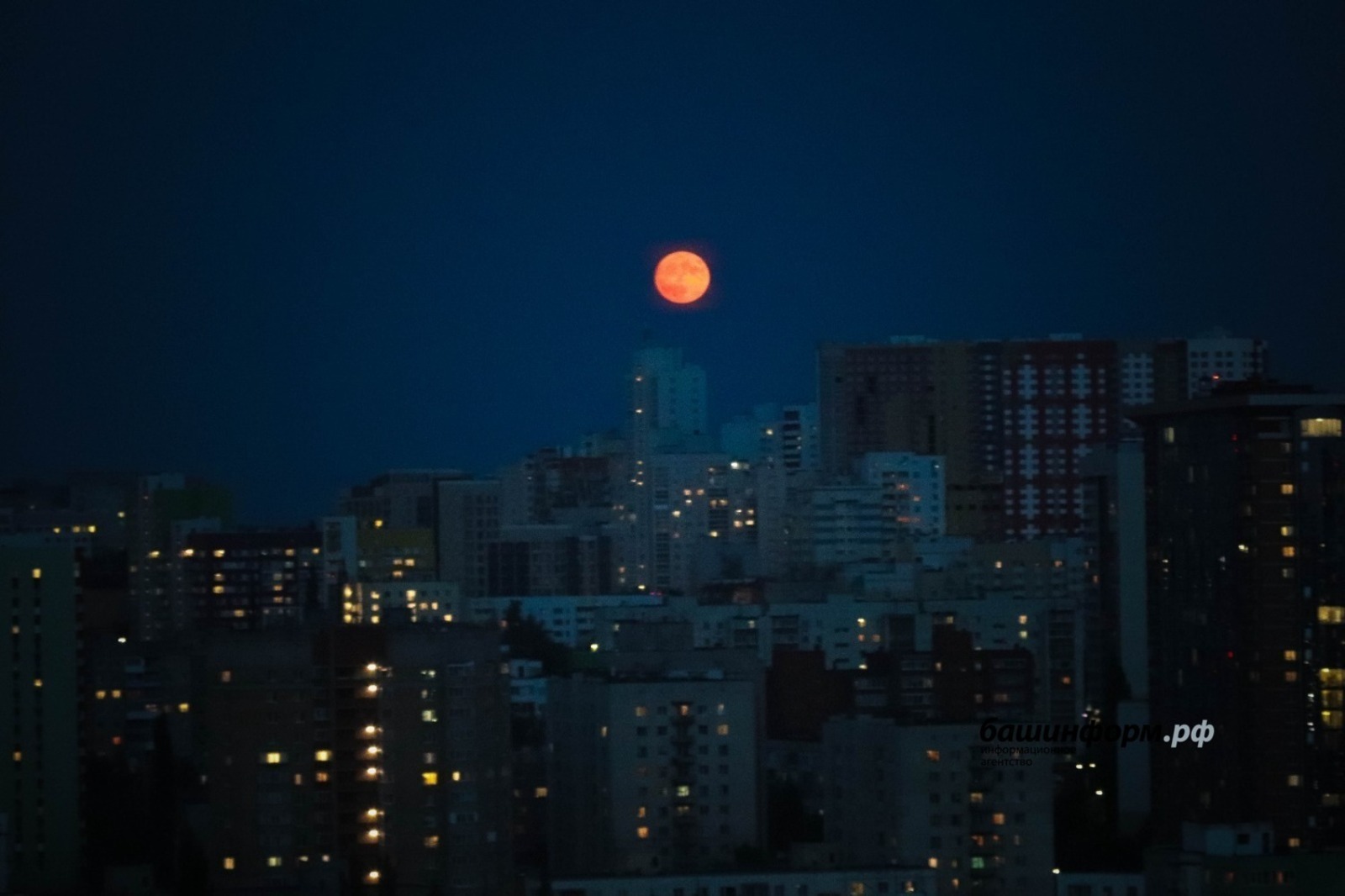 Жители Башкирии смогут увидеть «Оленью Луну»