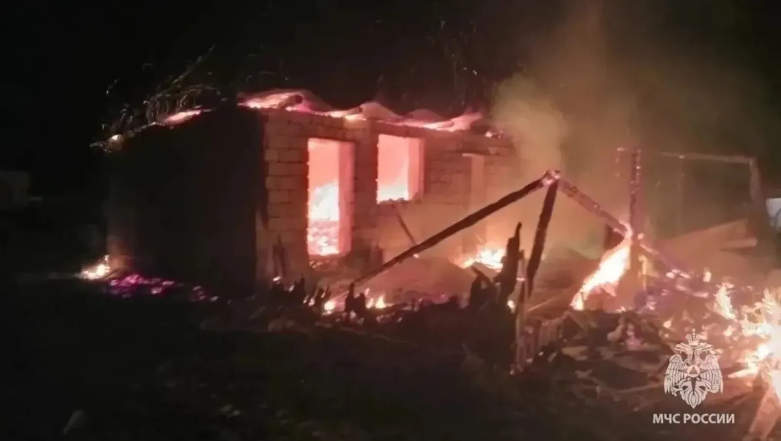 В Башкирии в двух пожарах погибли три человека