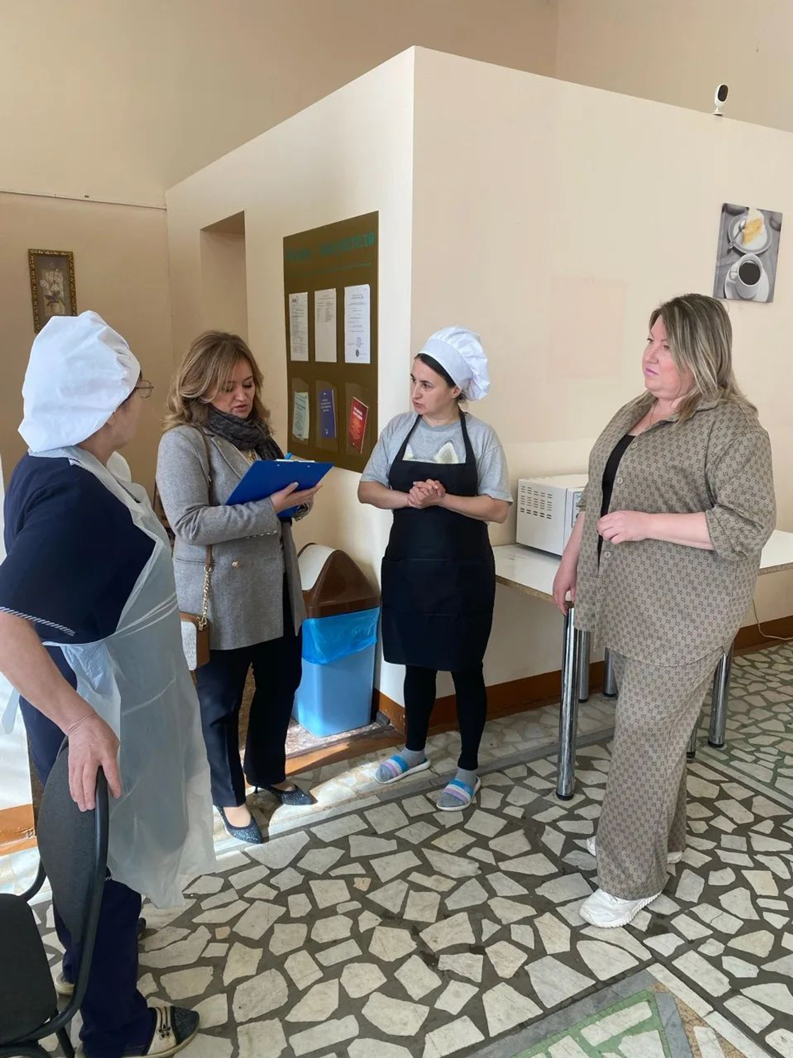 Общественная палата Башкирии запустила опрос среди родителей учеников начальн