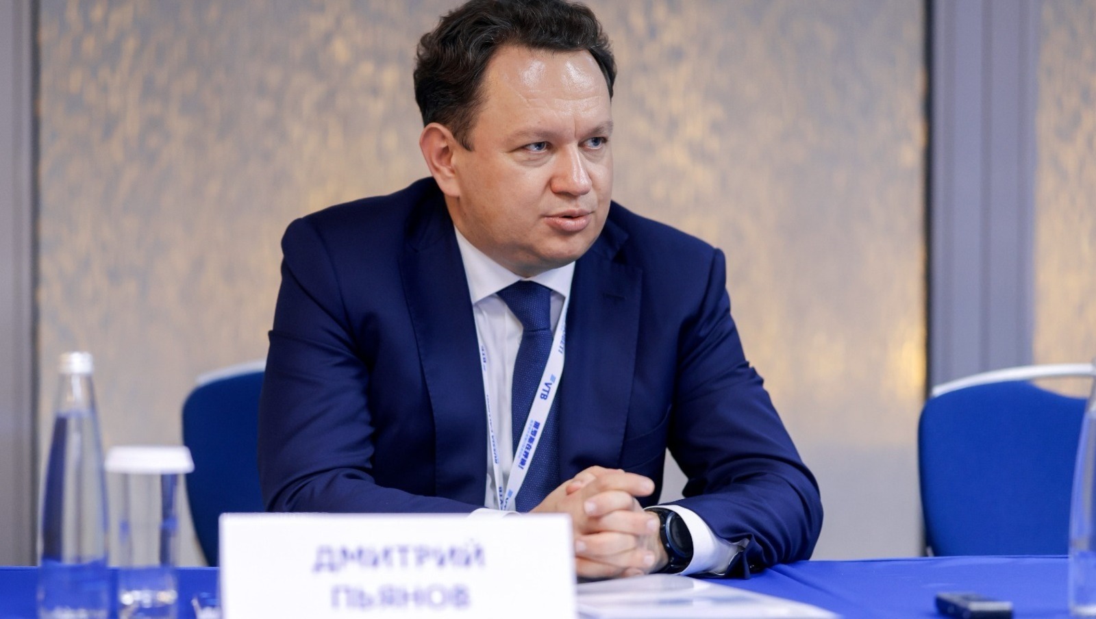 Россияне проявляют интерес к цифровому рублю, но не спешат отказываться от налич